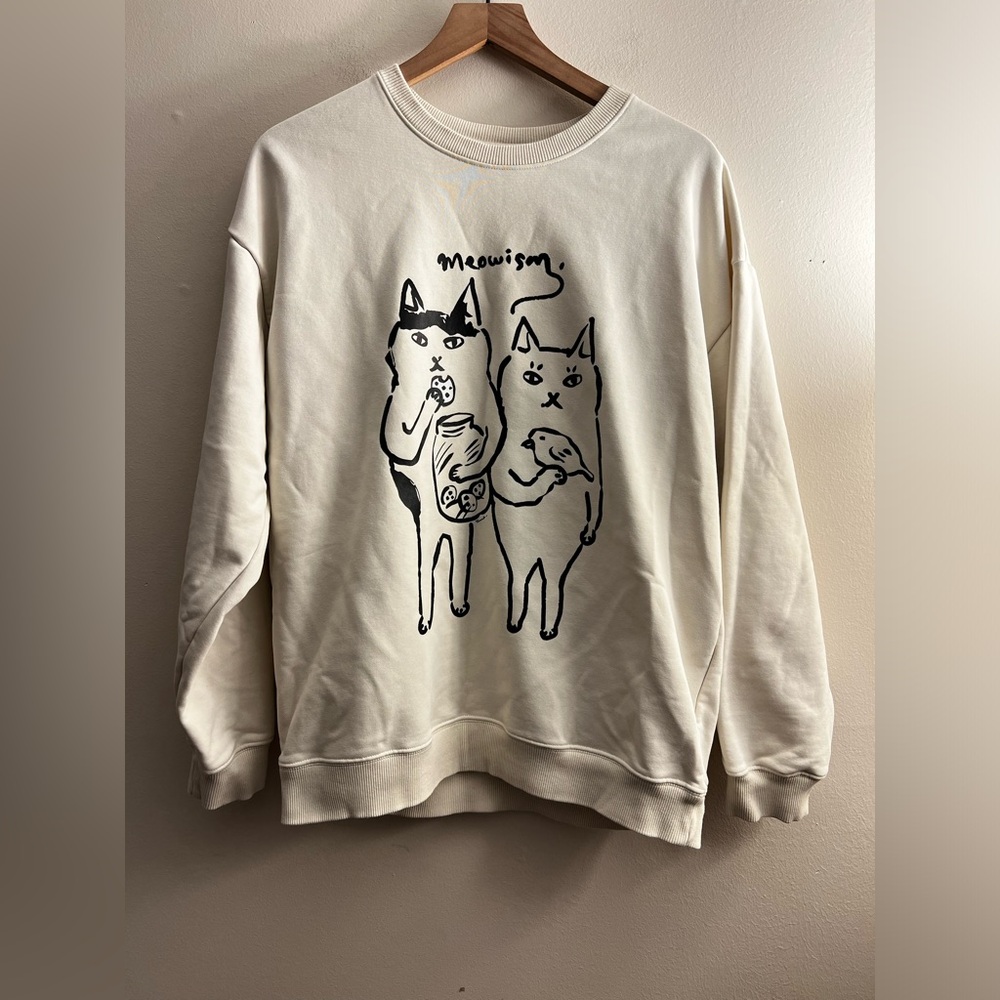 Cream sweatshirt crew neck Cat print art novelty L